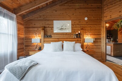 Indoor Jacuzzi~Adult Cabin~BDSM~Views