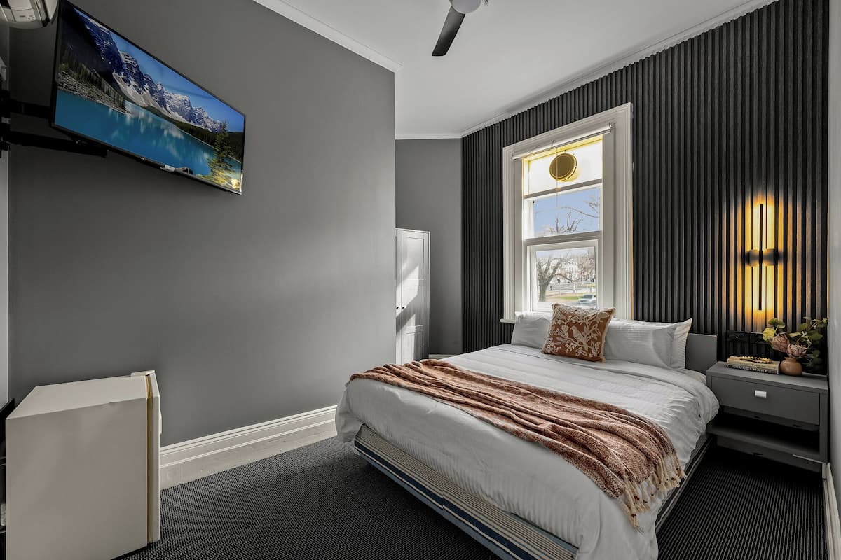 Classic Double Room | 1 bedroom, free WiFi
