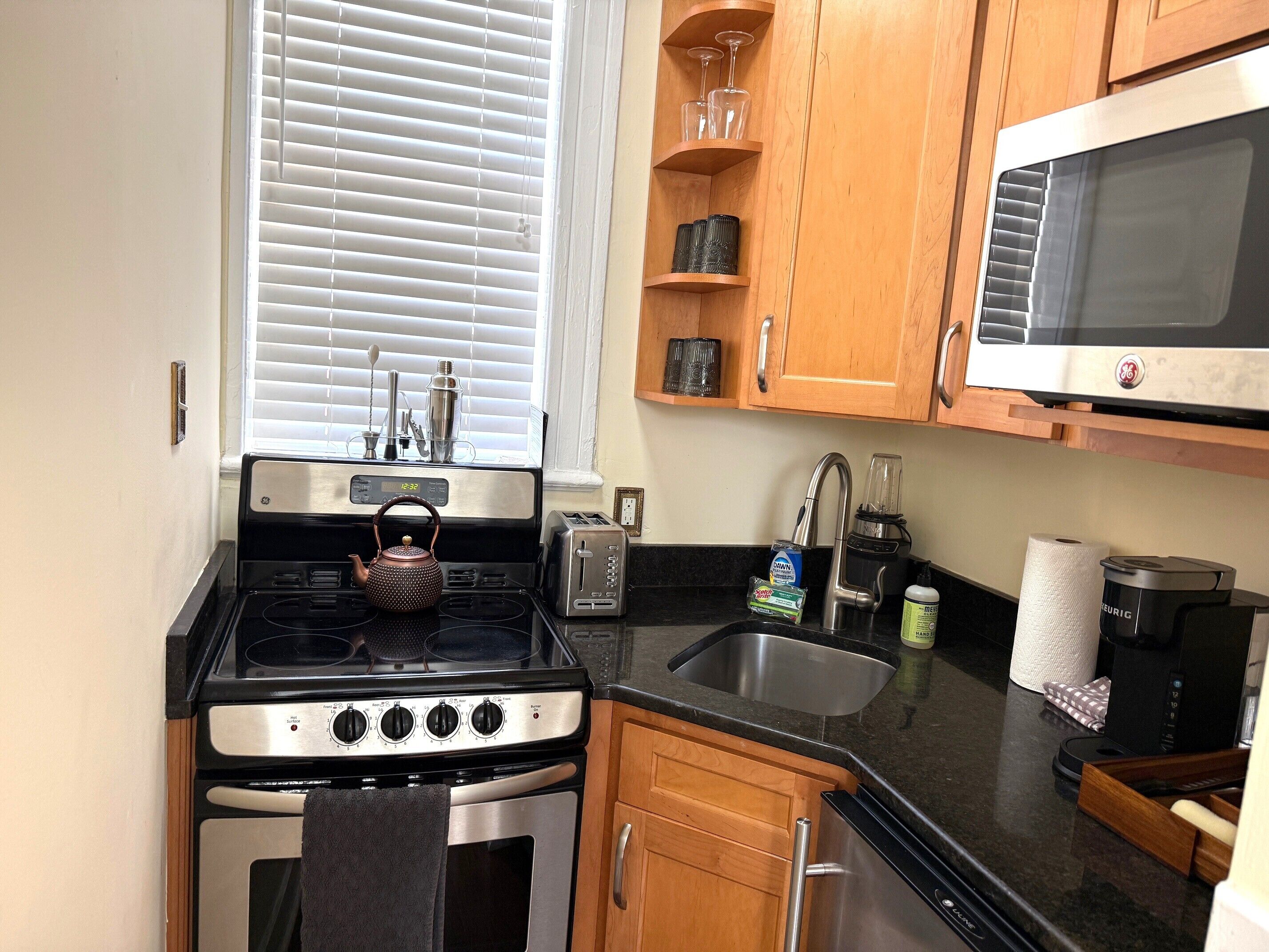 微波爐、爐具、咖啡機/沖茶器、廚房用具/餐具/器皿