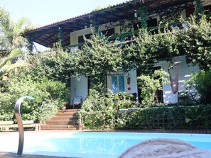 Front of property - Pousada guarda beach house (Palhoca)