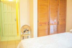 4 soverom, strykejern/-brett, wi-fi og sengetøy