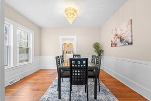 تناول الطعام