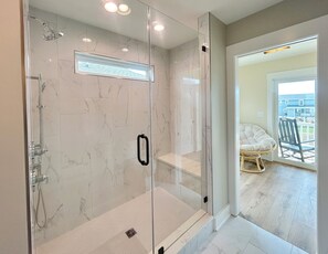 Shower, towels
