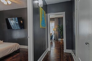 2 bedrooms, desk, iron/ironing board, free WiFi