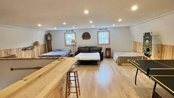 5 bedrooms, free WiFi