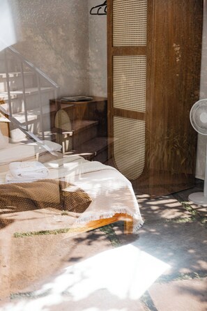 Deluxe tweepersoonskamer, uitzicht op tuin | Geluiddichte muren, gratis wifi