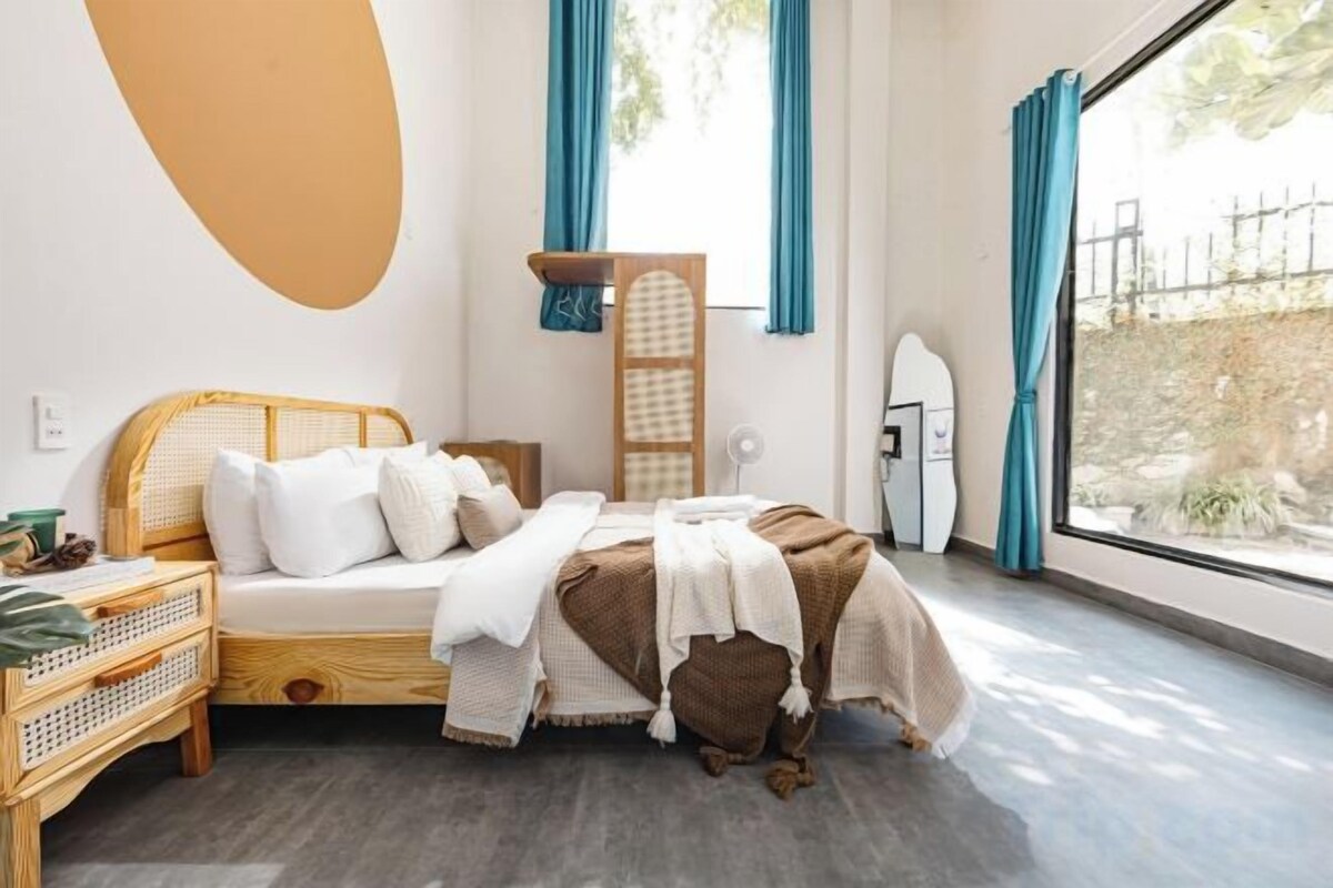 Soundproofing, WiFi (free)