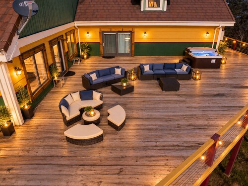 Yosemite & Bass Lake 6 bedrooms, sleeps 18 - Coarsegold Villa