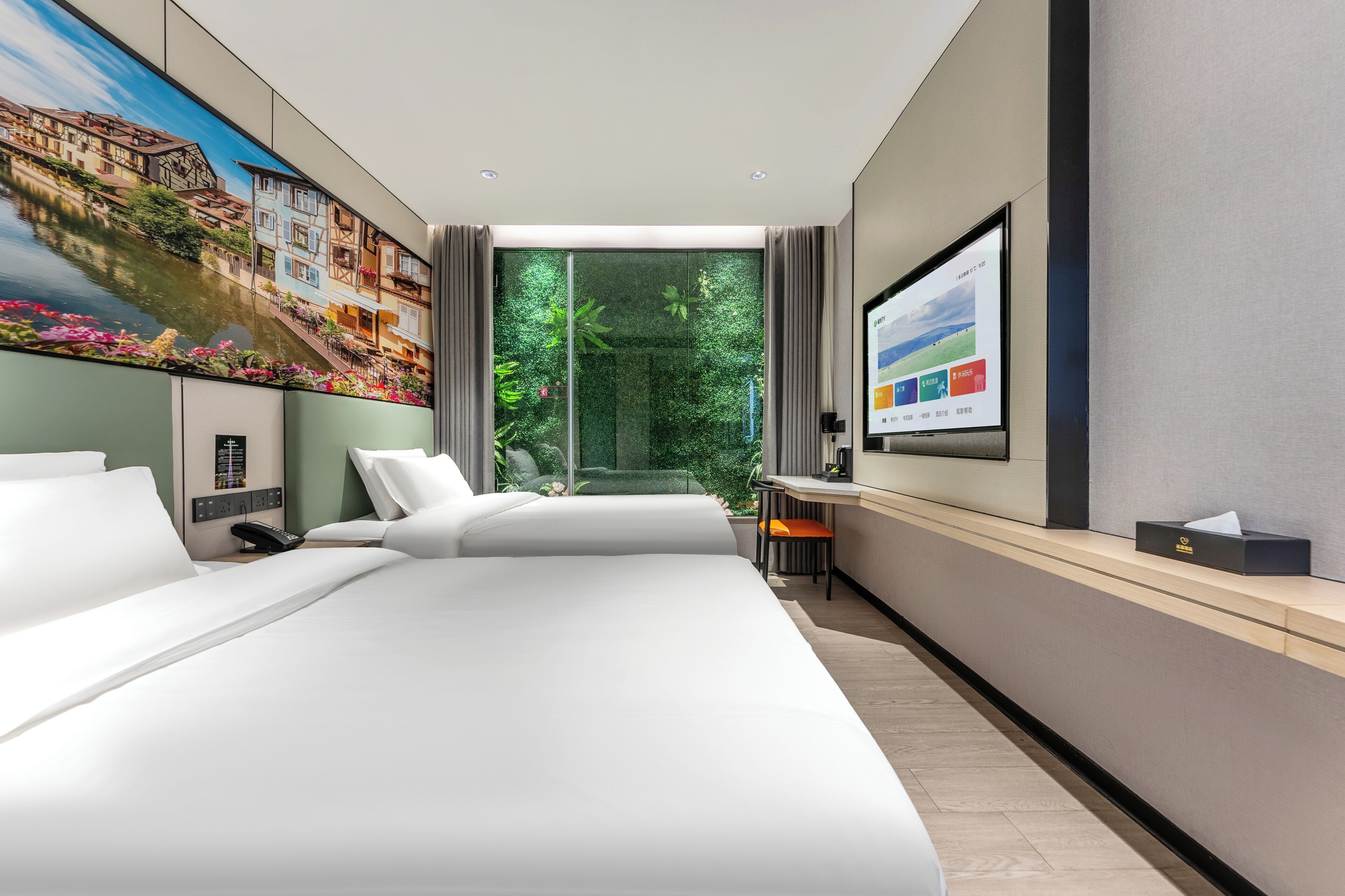 Habitación doble Prestigio, 2 camas matrimoniales, sin ventanas | Ropa de cama de alta calidad, edredón y camas con efecto memoria 