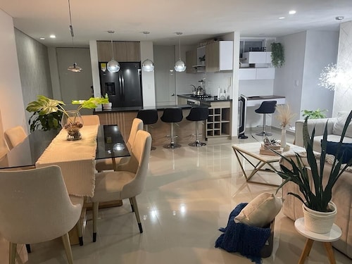 New Luxury Apartment