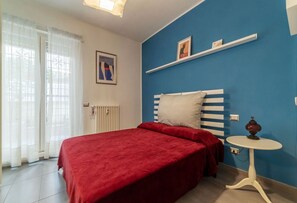 2 slaapkamers, een strijkplank/strijkijzer, wifi, beddengoed