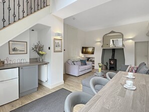 TV, fireplace - The Cottage at Woodlands (Lynton)