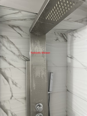 Hand-held showerhead - Peace of Mind (Whitby)