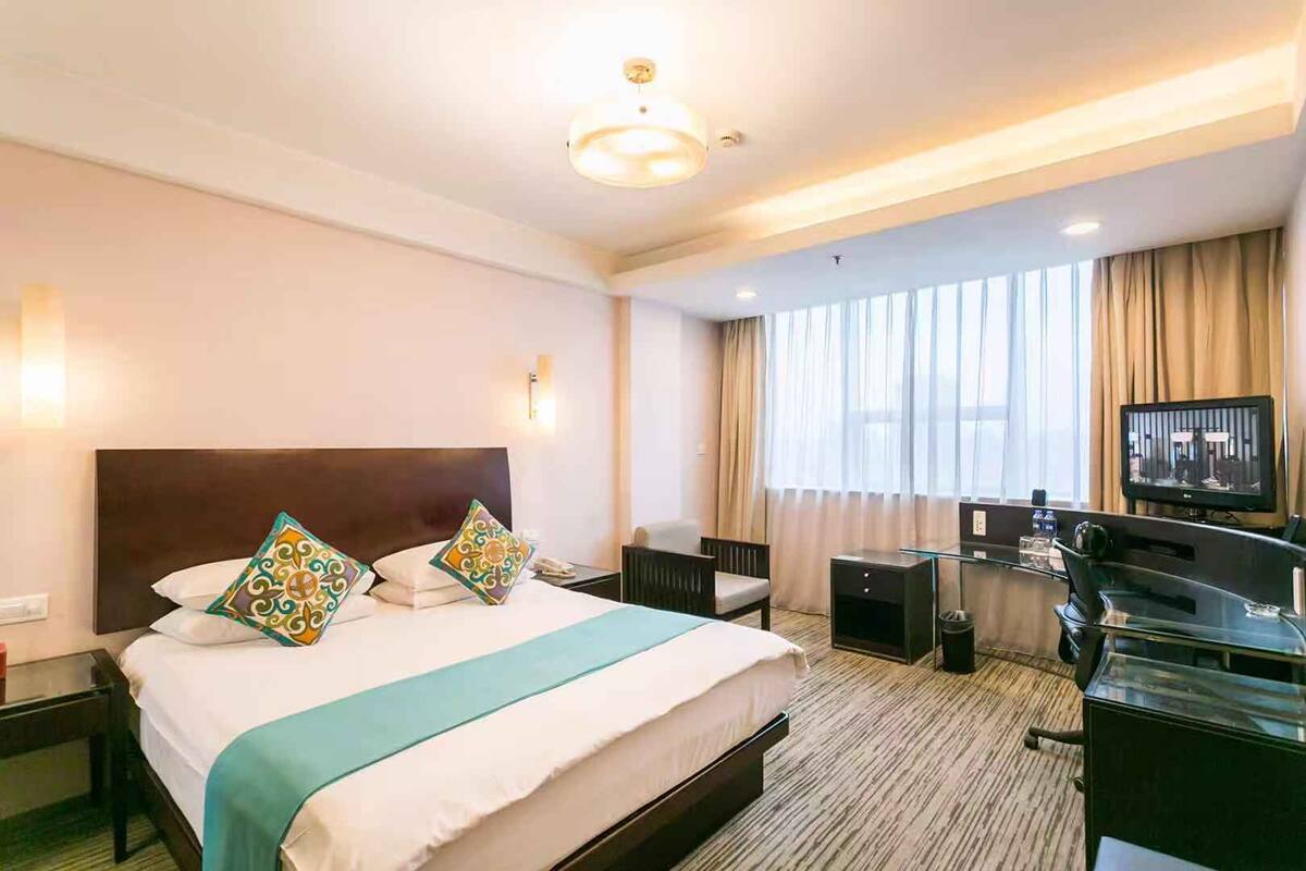 Basic Single Room | Free WiFi