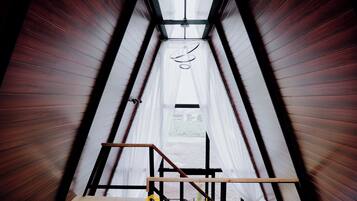 Family Cottage, Mountain View | 2 bedrooms, desk, blackout curtains, iron/ironing board