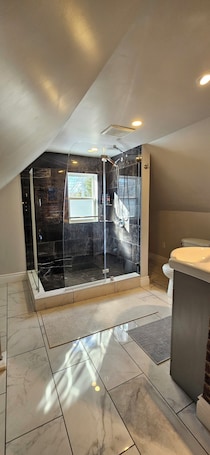 Shower, hair dryer, towels, soap. Scenic Shelburne home. Central location close to Shelburne Harbour.
