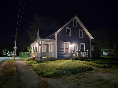 Scenic Shelburne home. Central location close to Shelburne Harbour.