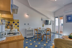 Dining - Apartment Jakara 3, Vinkuran, Croatia (Vinkuran)