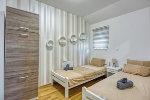 4 chambres, Wi-Fi gratuit, draps fournis