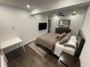 3 bedrooms, WiFi, bed sheets