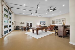 Spielezimmer