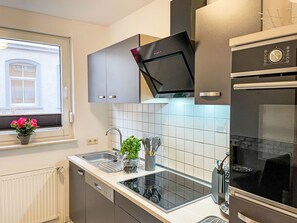 Fridge, microwave, oven, dishwasher - Boddenidyll by Interhome (Greifswald)