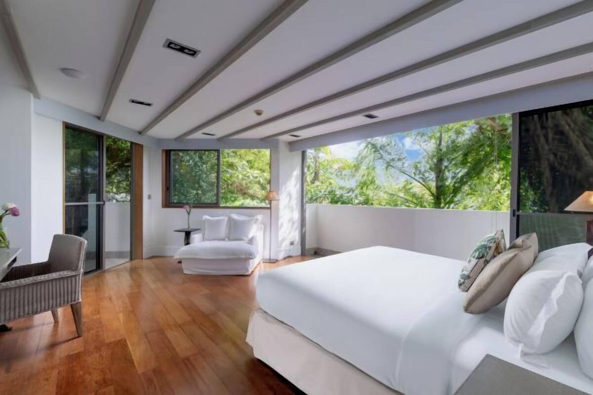 In-room safe, desk, laptop workspace, blackout curtains