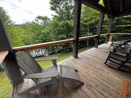 Terrace/patio. Merry Mammoth Cabin on 16 Acres with Hiking Trails and Direct Nolin Lake Access