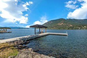 Pool - Stunning Waterfront Home in Hope, Idaho! (Hope)