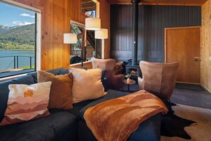 Smart TV, fireplace, offices