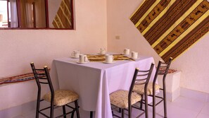 Dining - CABAÑAS SAL Y PIEDRA (perfect lodging in the city of UYUNI ) (Uyuni)