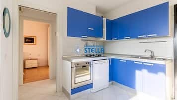 Forno, lavastoviglie, pentole/stoviglie/utensili
