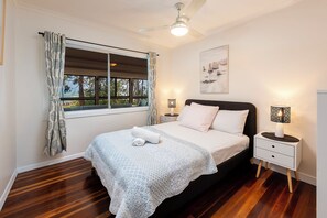 3 Schlafzimmer, Bügeleisen/Bügelbrett, WLAN, Bettwäsche