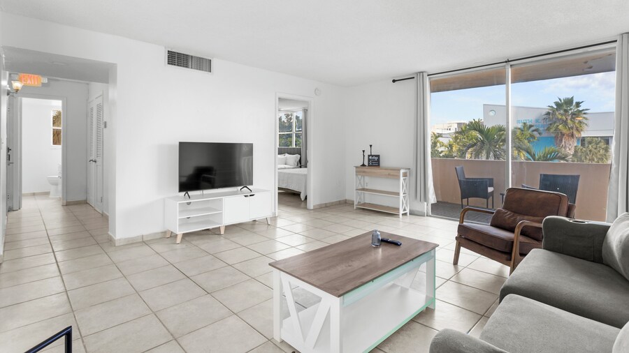 Bay Harbor Sunset Apt 3A