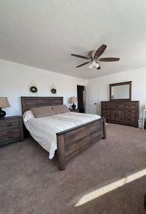 4 bedrooms, in-room safe, iron/ironing board, travel crib