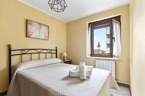 4 camere, Wi-Fi gratuito, lenzuola