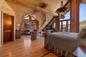 9 Schlafzimmer, Schreibtisch, Bügeleisen/Bügelbrett, Reisekinderbett