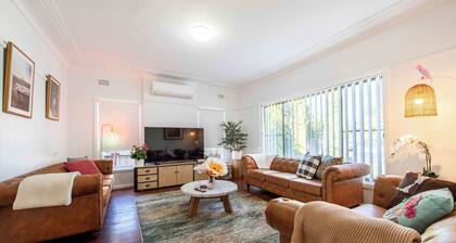 The Palmer Cove - Stylish, Central