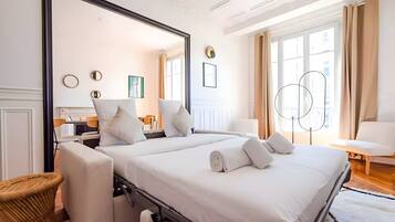 2 chambres, fer et planche Ă  repasser, Wi-Fi, draps fournis