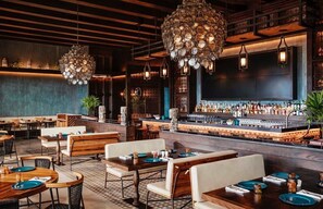 Dining - Luxury Grand Mayan Hotel at Vidanta Resort (Riviera Maya)