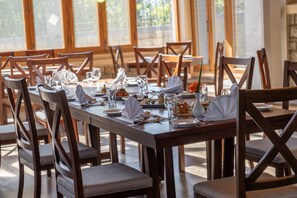 Restaurant - Green Pak Hotel Hunza (Karimabad)