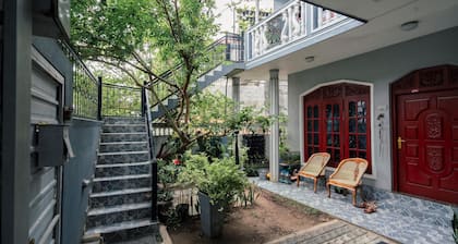 ALAKESHWARA HOME STAY
FULLY FURNISH 3 BED ROOM 2 bath APARTMENT IN KOTTE