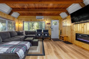 TV connectée, cheminée