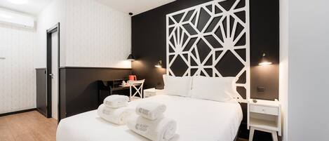 1 Schlafzimmer, Schreibtisch, Internetzugang, Bettwäsche