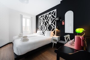 1 habitación, escritorio, internet y ropa de cama 