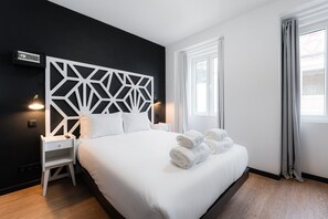 1 habitación, escritorio, internet y ropa de cama 