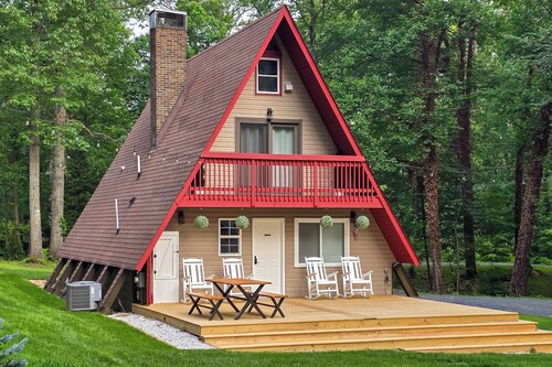 Hot Tub, Fire Pit & Patio: A-Frame Stafford Cabin