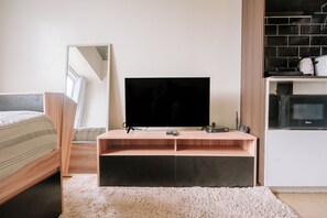 1 slaapkamer, een strijkplank/strijkijzer, internet, beddengoed