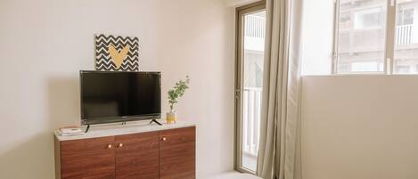 1 غرفة نوم ومكواة/لوح كي وواي فاي وملاءات أسرّة