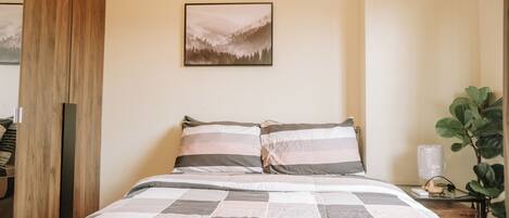 2 Schlafzimmer, Bügeleisen/Bügelbrett, Internetzugang, Bettwäsche